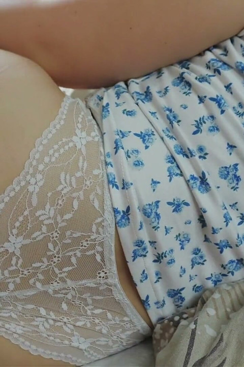 Stepsis Wiggling on My Dick, I Cum Right Between Her Cheeks