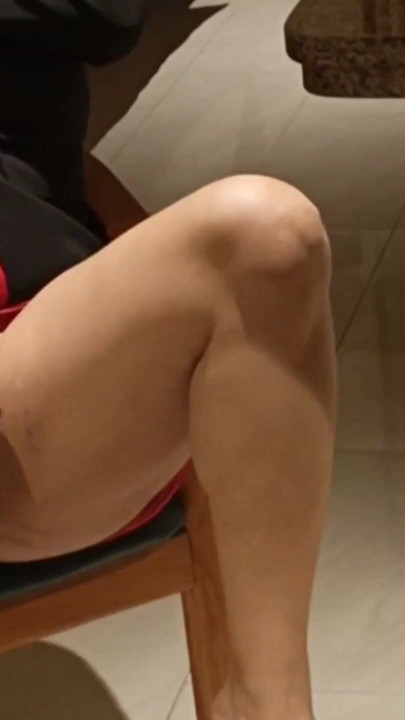 The hot wife starts touching her fat pussy in front of the mirror, gets excited and reaches orgasm. | Clip 1