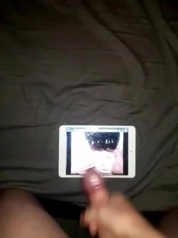 Cum tribute