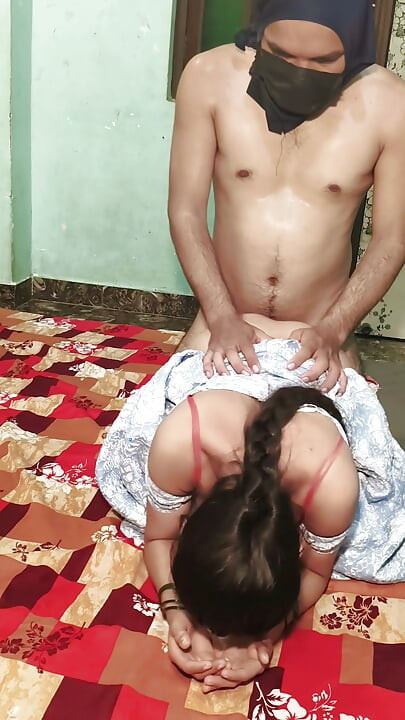 美しい女の子 バックで犯す インドの女の子 バック デシの女の子 バック デシの女子大生彼女 バック