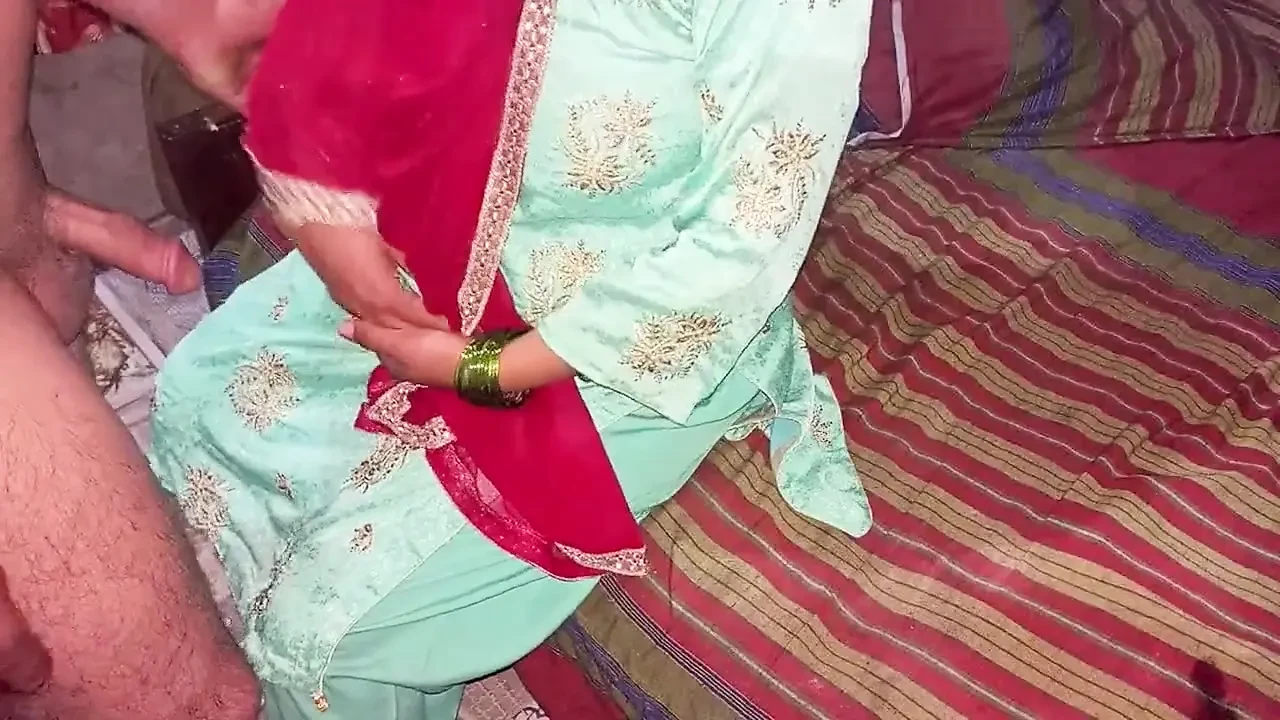 Apne Girlfrind Ko学校大学我 Chod Diya Xxx（印地语音频）