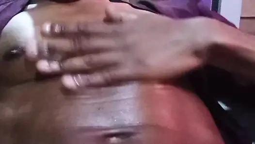 Özel odamda tek başıma mastürbasyon