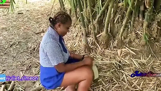 Джулихизимеон, девушка, была трахнута фермером в Буше.