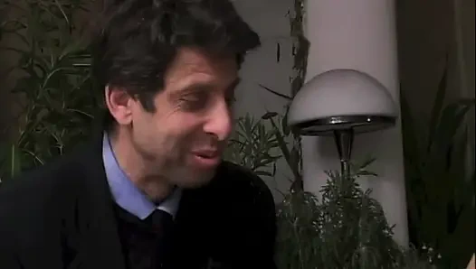 Они Трахаются, Пока Он Наблюдает