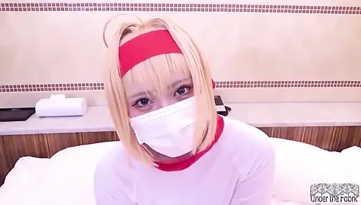 Переполнение ритуальное тепло, когда безрассудная королева вспыхивает в трепете всплесков, пока мое тепло успокаивается до ее самой ушлой точки.