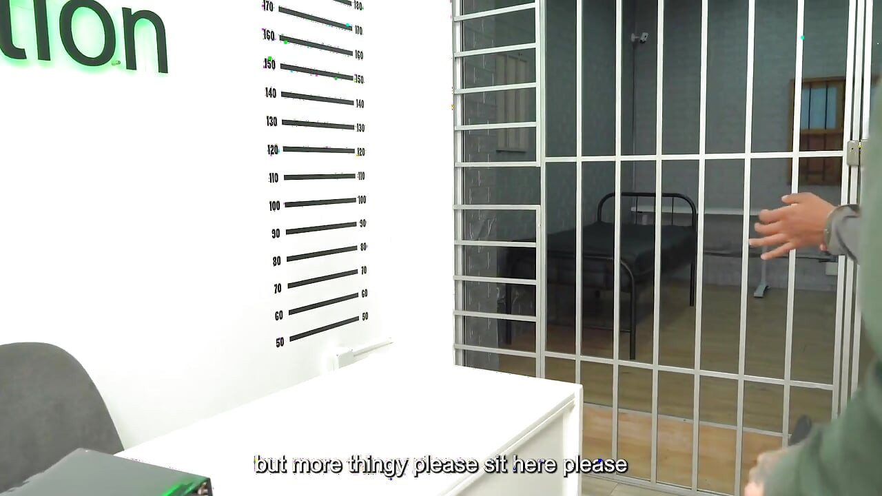 Sex in Jail! Ebony Godess with a Huge Ass Sucks the Cop's Dick and Rides Him Hard to Get Her Bail up!