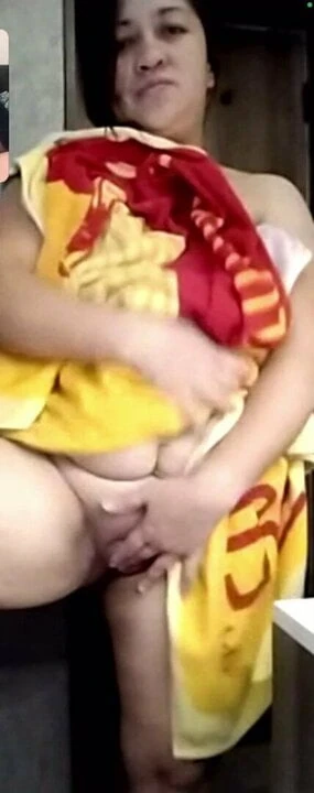 Horny Filipina maid in Hk