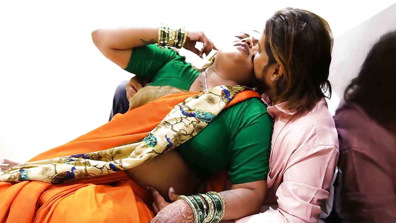 Extra asunto con sexy bhabi india, sexo hardcore