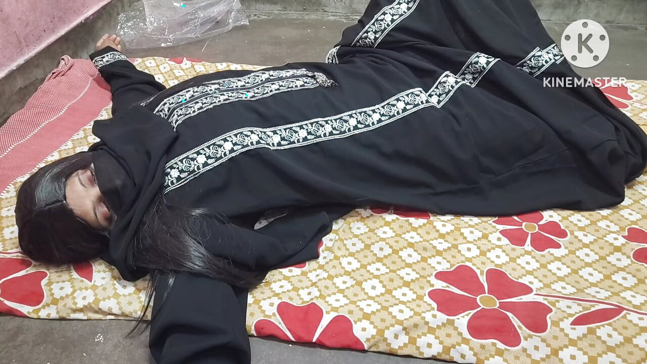 Indian desi village girl tight pussy outdoor xxx video , desi village hot girl sex