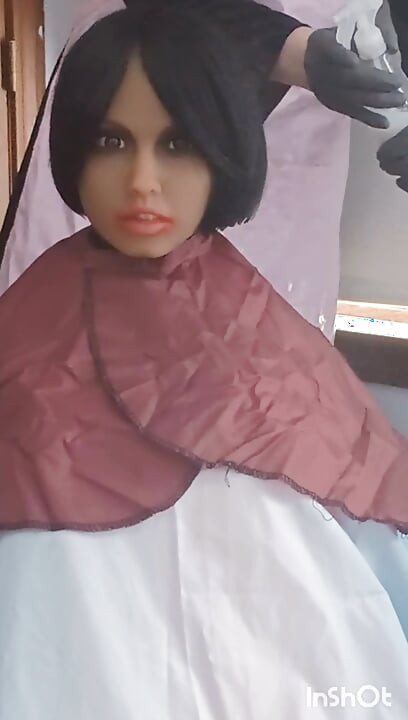 A preview of what's to cum, Julia modeling haircutting capes