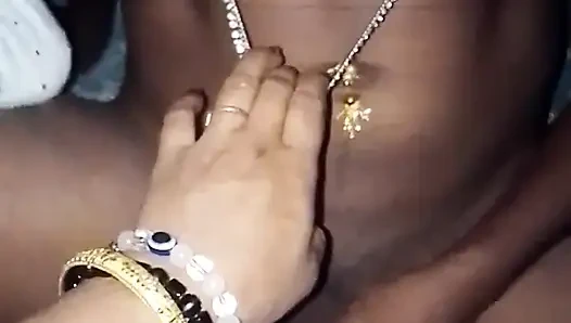 Indian Desi Bhabhi Ne Hand Se Meri Cock Ke Pani Nikali,,Hindi Sexy Video,Indian Sexy Video,Desi Sexy Video,Sexy Video,Sex Video