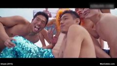 La celebridad asiática adonis he frontal desnuda y escenas de sexo caliente