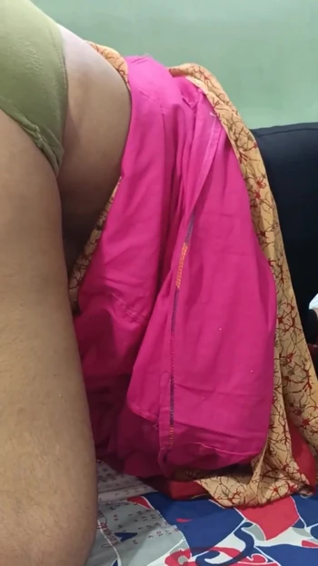 Must-see moment from "cheating wife make Home made saree romance viral video in south india viral video"