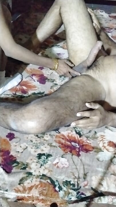 Stepsister Saba Gaashti first time enjoy