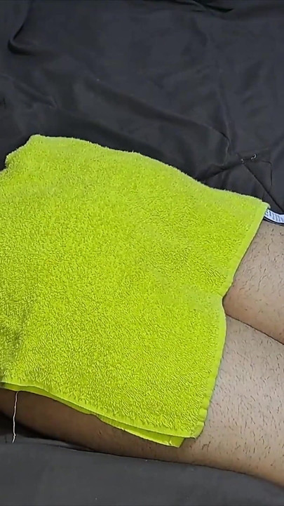 Mông to xoa bóp, nóng lên và trở thành..