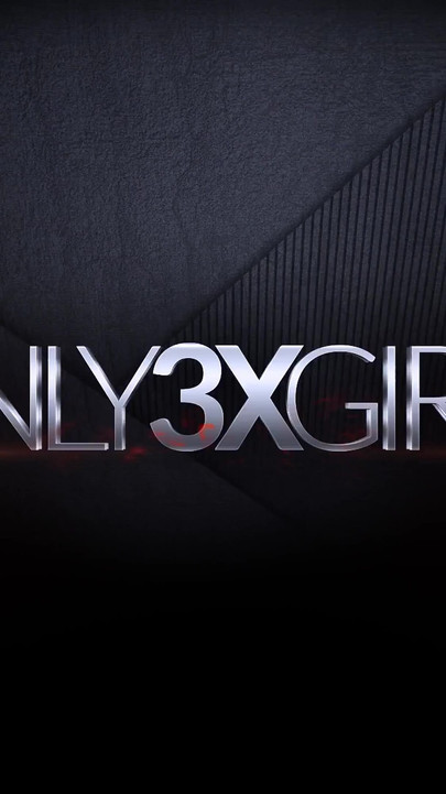 Interracial lesbian strippers Cindy and Ana