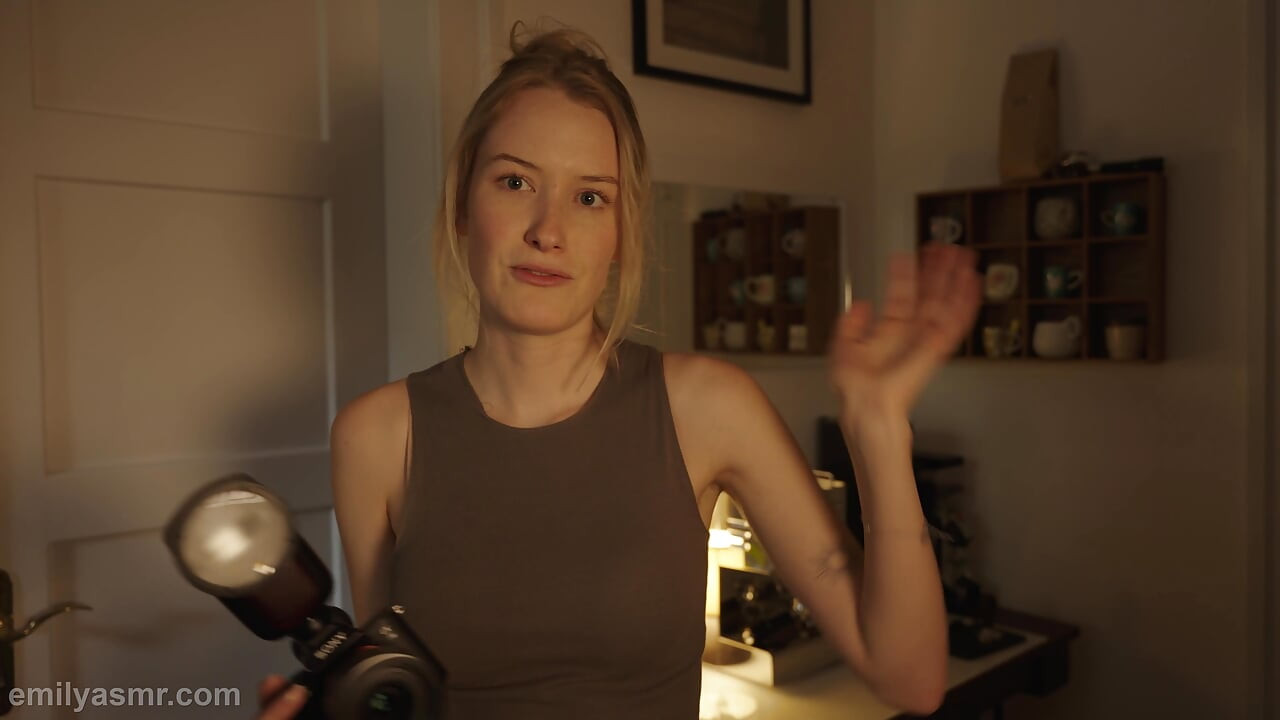 Fotograf ASMR potrzebuje męskiego modelu ... Ona cię potrzebuje!