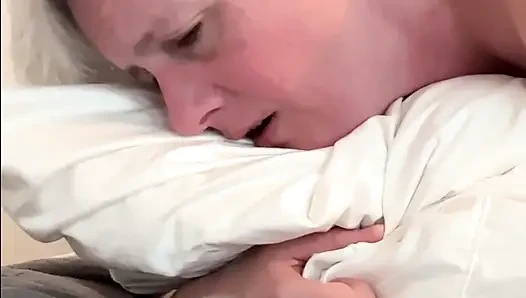 Geile MILF kann einem guten ficken nicht widerstehen