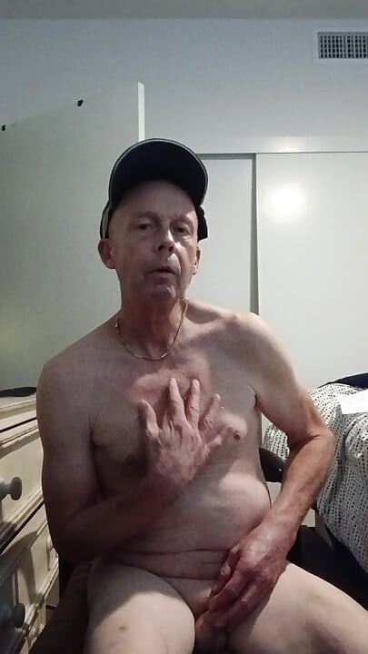 Kenneth Campbell Had A Itch To Expose Himself Online. His Tiny Little Dick