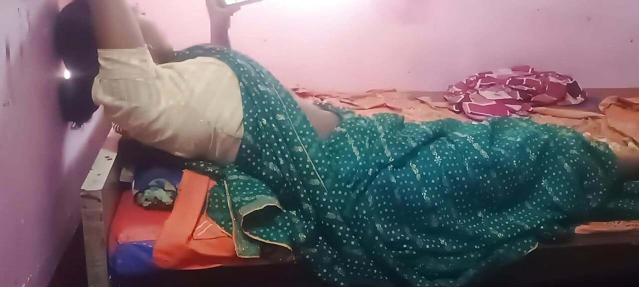 Hintli köylü kadın viral seks Hintçe chudai