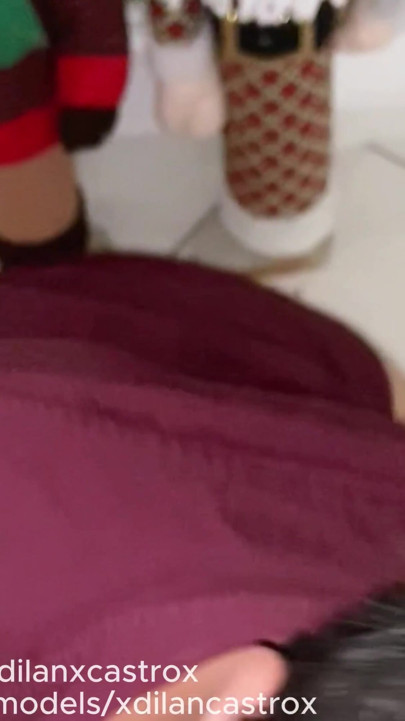 BEAUTIFUL TWINK GIVES HIS ASS TO BAREBACK STRAIGHT FRIEND WHO CAME TO VISIT CREAMPIE | Clip 1
