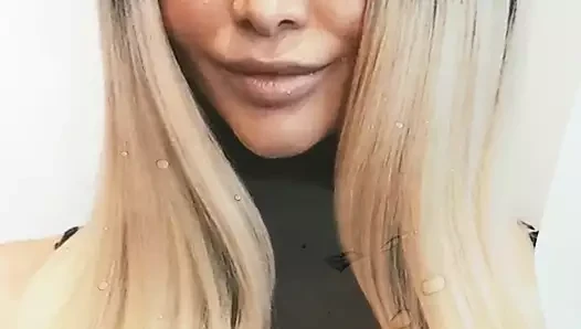 Auf Michaela gepisst