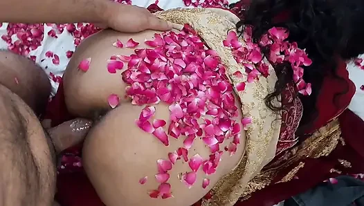 Suhagrat - seks malam pernikahan pertama - pasangan hot India baru