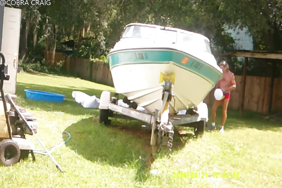 9-21-26 COBRAS BUFFING OUT THE RED NECK BOAT POOL AND DISCUSSING A CLEAR COAT FOREASY MAINTENANCE.