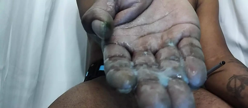 Jerking black dick ina toolbelt pt 2