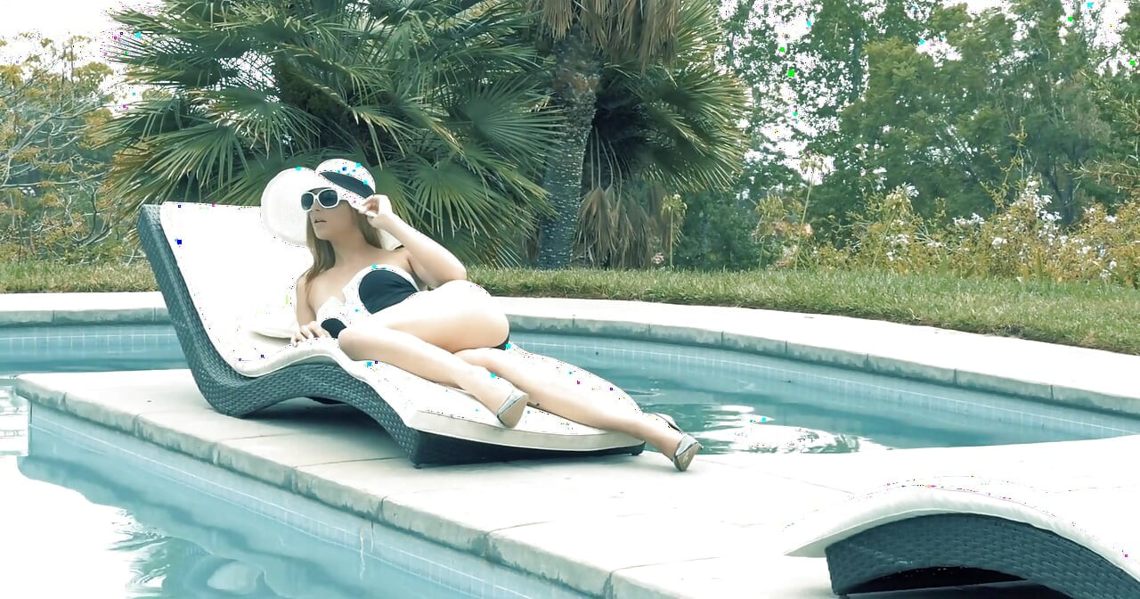 Hot blonde teen gets fucked outdoors