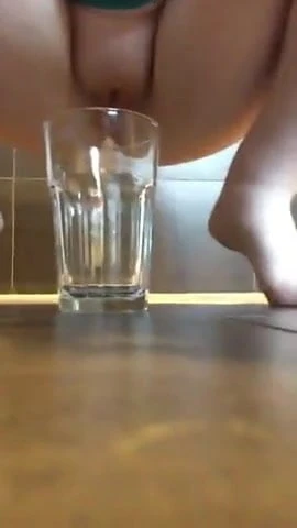 Dino Moci wife pissing 2