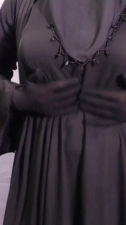 Indian beautiful hijabi muslim sexy bhabhi having sex with neighbor inside the room -- Hindi porn story | Clip 1