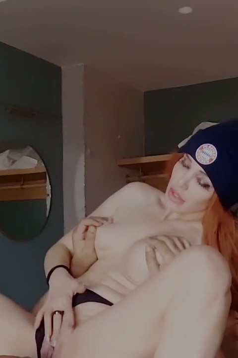 Eating South American Pussy in Munich Starring Lady Emotion