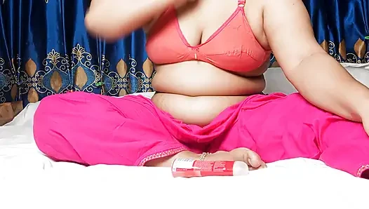 Friend's wife sucked my dick, Bhabhi started sucking my dick like a banana, Desi Blowjob video