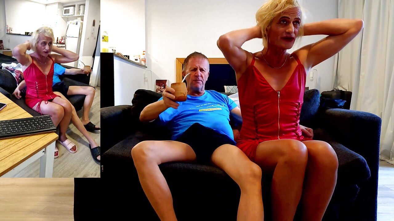 Najnoviji Seks Show Uživo, Gigi i Dave, Shemale i Muški Par, POV, Iza Kulisa, Seks preko Web Kamere, 02.09.2025