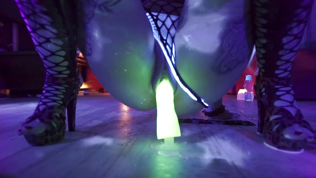 Miauw mai mult pentru mine