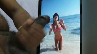 Mia khalifa bikini baddräkt hyllning
