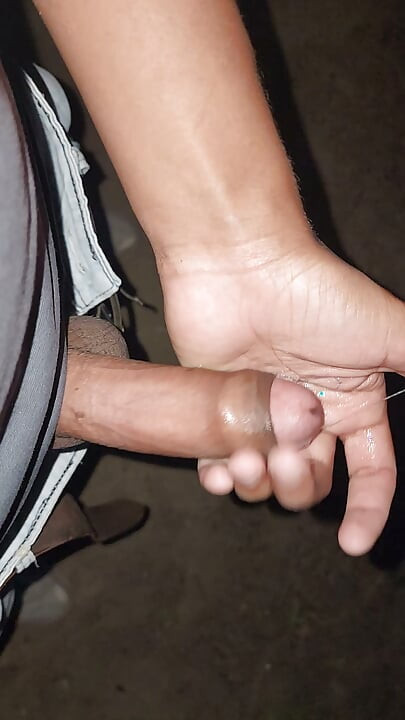 Desi Guy jerking