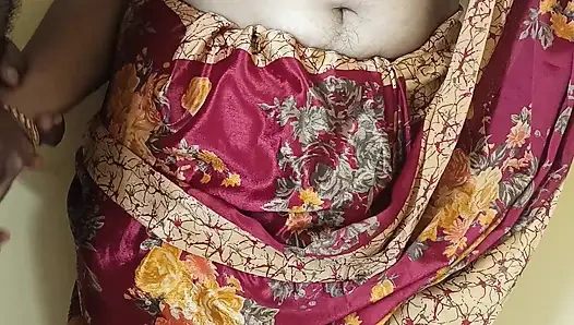 Неверная домохозяйка сари в рыжем цвете 1