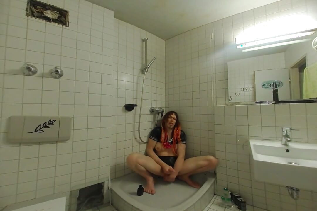 Jasmine_dlight - hluboké dvojité dildo ve sprše VR180