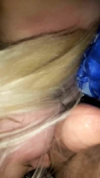 Hard blowjob girl
