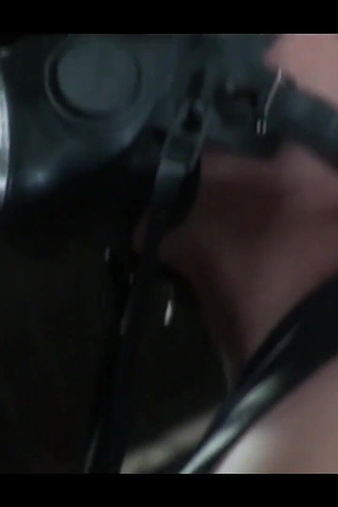 สาวร่านทาสคนนี้โดนลงโทษรุนแรงสําหรับการไม่เชื่อฟัง!