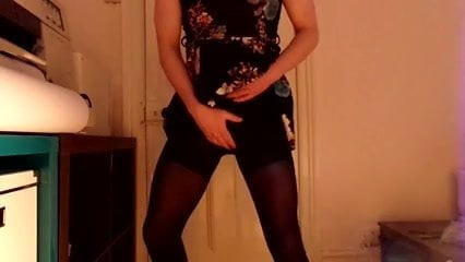 First Vid - Sissy 'Dancing'