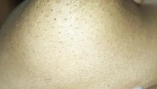 Indian desi hot bhabhi dewar ka kala lund hila ke apne gulabi chut mein ungali mar kar mal aut kar diya milk dafa kar