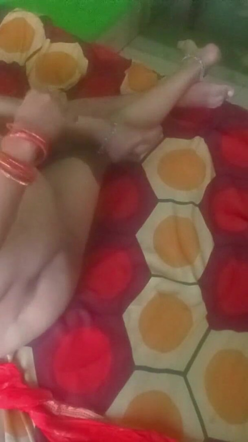 with lov while talking on phone with husband | Clip 2