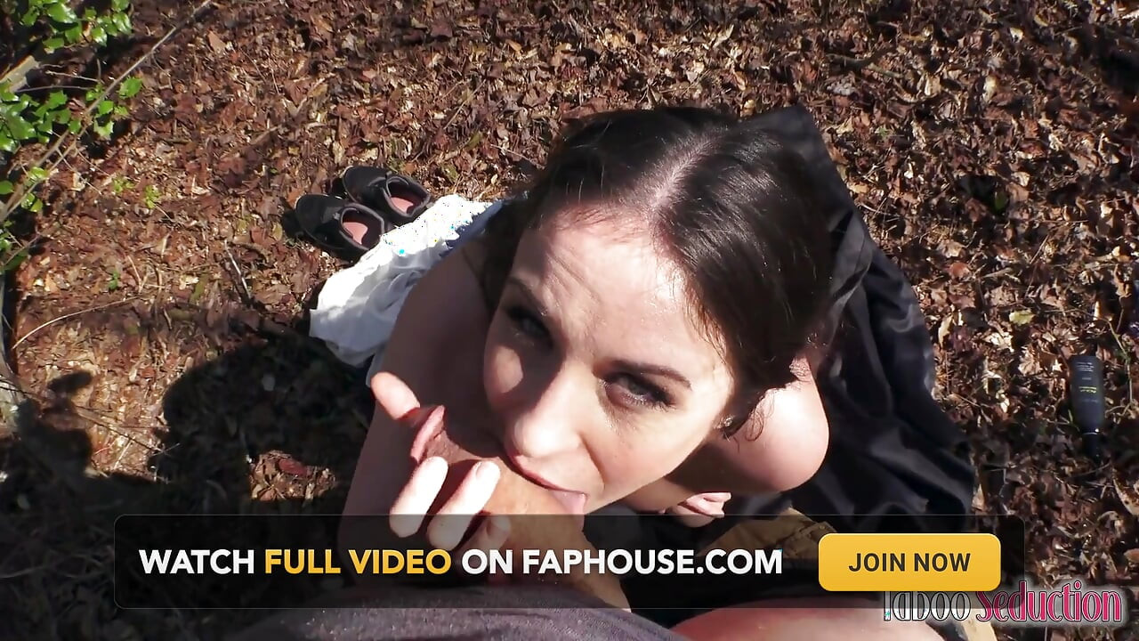 Eine Outdoor-wanderung Für Einen Geheimen Fick Mit Meiner Sexy Stiefmutter - Amiee Cambridge Machen