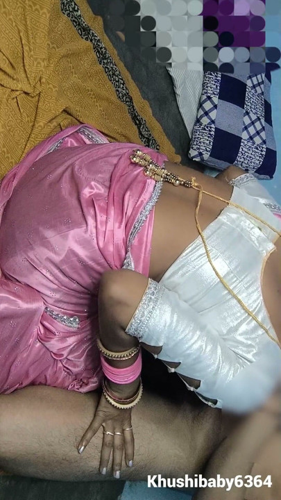 नवविवाहित सबसे हॉट इंडियन देसी भाभी अपने पति के छोटे सौतेले भाई के साथ मुँह चोदाई कर रही है, चोदो तुम्हें प्यारे सौतेले भाई | क्लिप 3