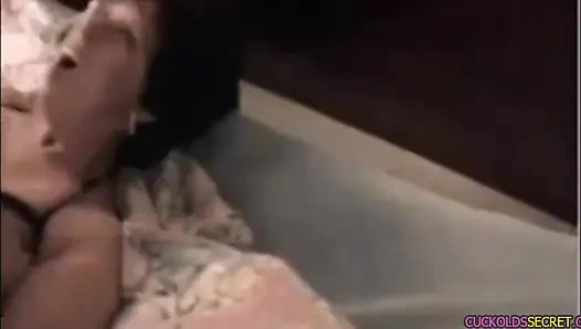 Aldatılanların sırları - karımın götünde büyük zenci yarağı