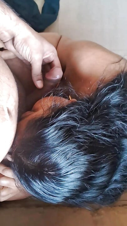 Bahan ke muh me lund diya.