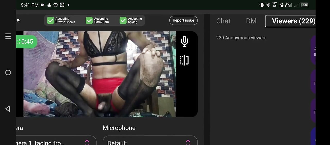 Sissy Boy Lingeire Red sous-vêtements noir soutien-gorge, gros gode noir monstrueux au fond de lui, squirt dans une coupe. Show webcam, assam93